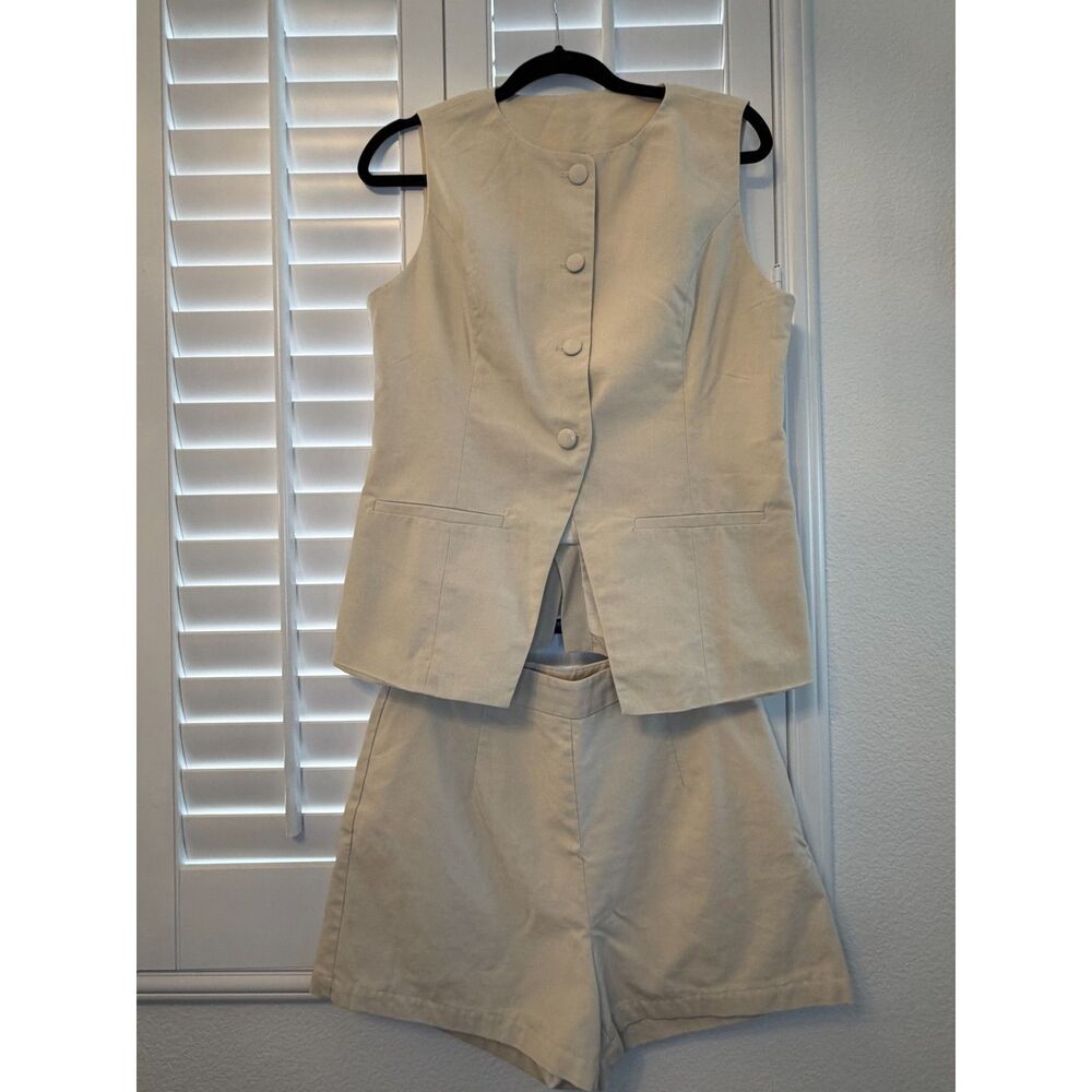 Tan Beige Tailored 2 Piece Set High Neck Vest Waistcoat High Rise Shorts - L